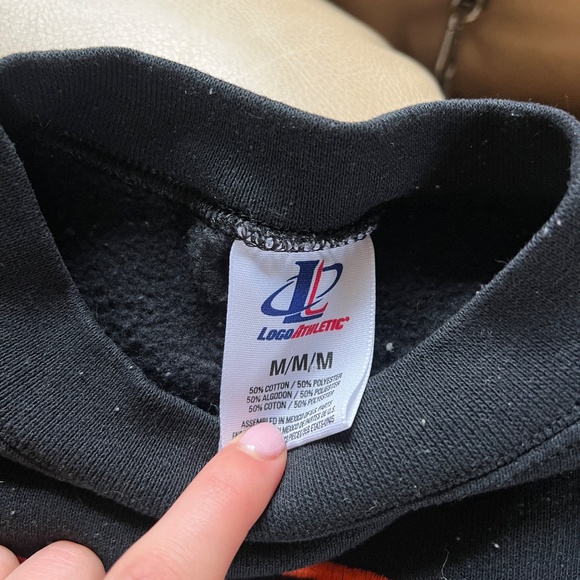 Philadelphia Flyers Crewneck - Picture 2 of 2